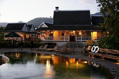 Hotel Strawberry Hill & Spa Kingston Esterno foto